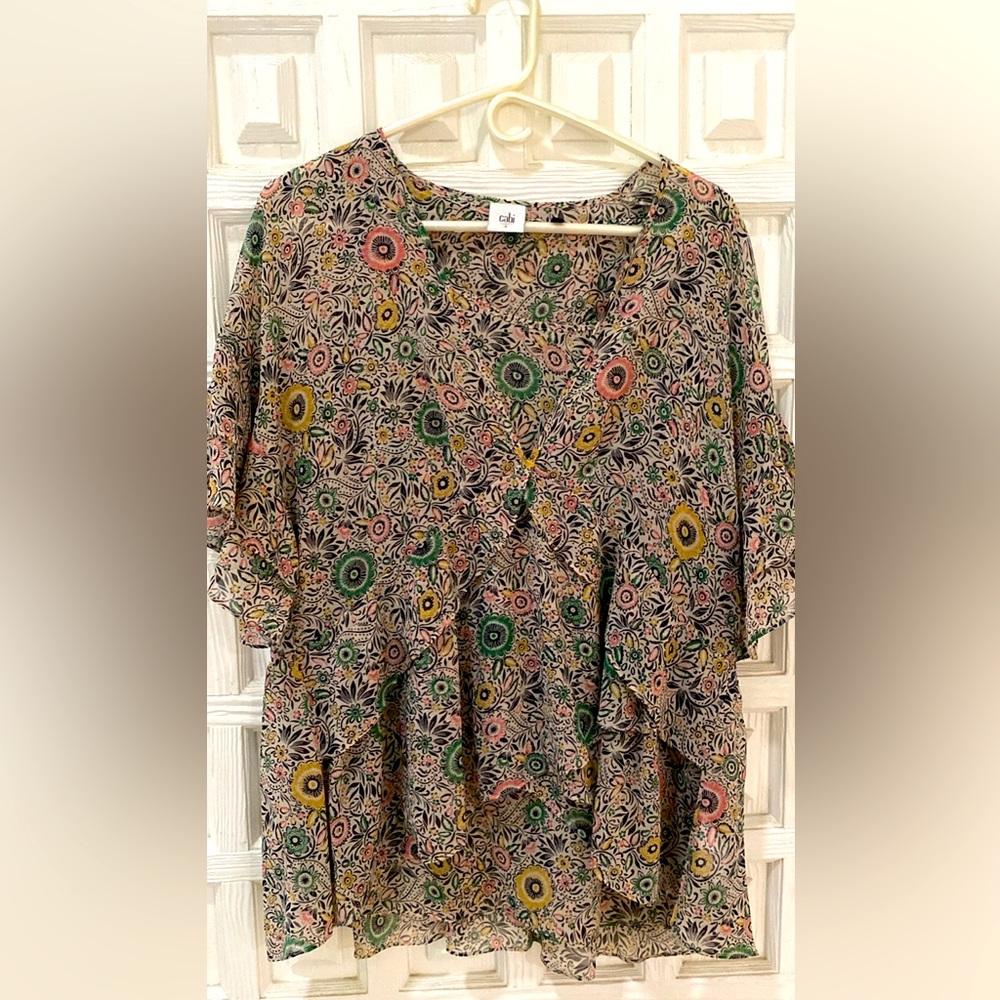 CAbi flutter sleeve blouse L  like new!